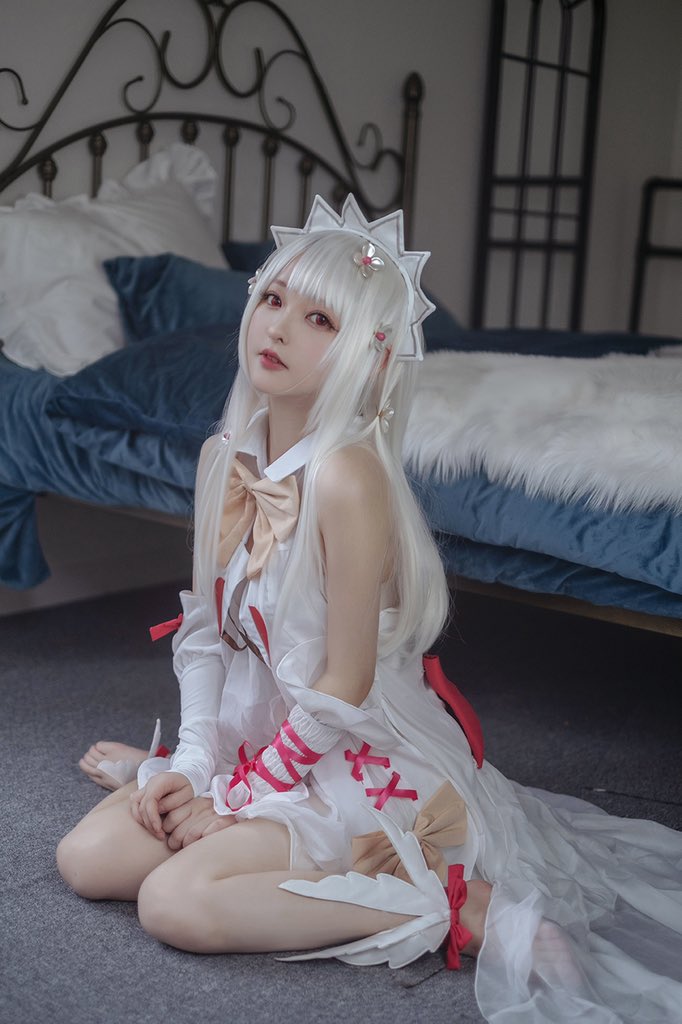 illyasviel von einzbern and prisma illya (fate and 1 more) by usagi_rr