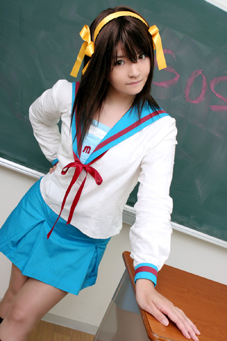 suzumiya haruhi (suzumiya haruhi no yuuutsu) by mizuhara_arisa