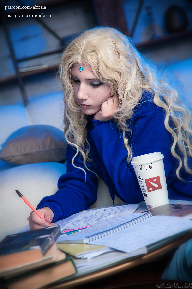 crystal maiden (dota and 1 more) by aifosia