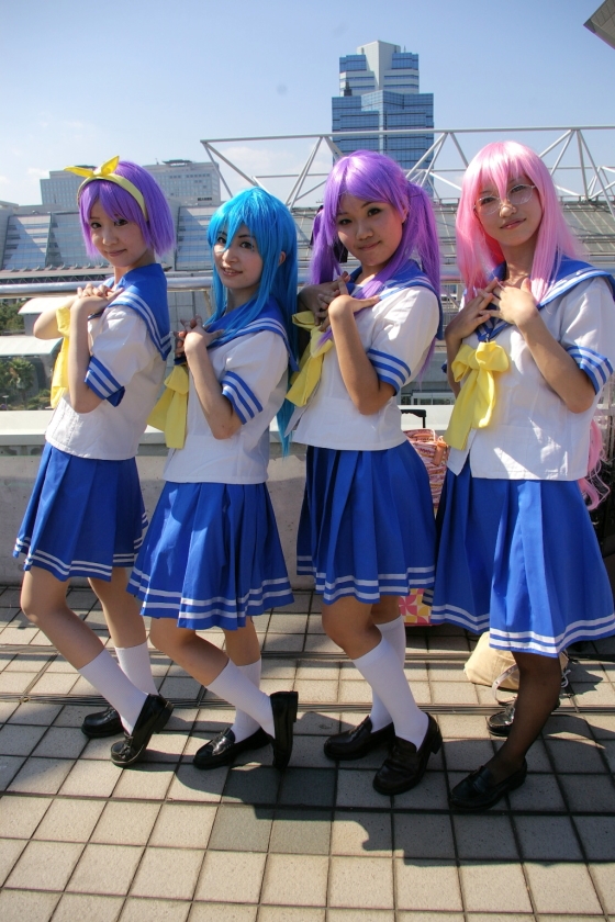 hiiragi kagami, izumi konata, takara miyuki, and hiiragi tsukasa (lucky star)