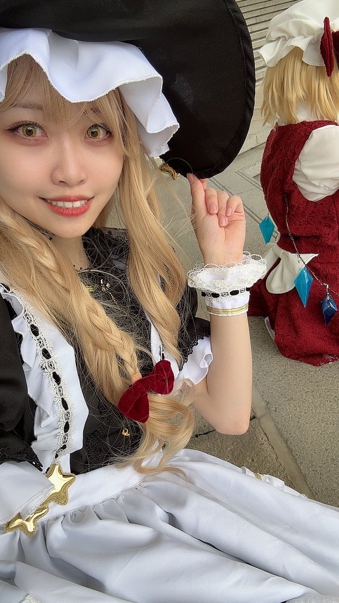 flandre scarlet and kirisame marisa (touhou) by pepe_peke