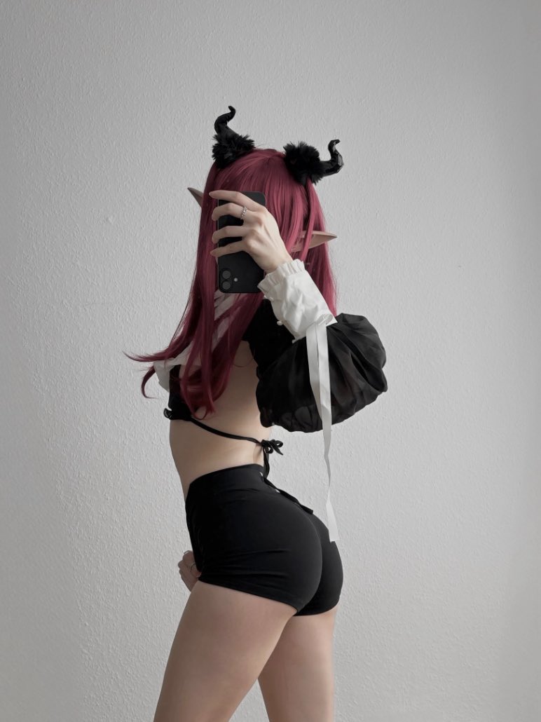 kitagawa marin (sono bisque doll wa koi wo suru) by toysizedd