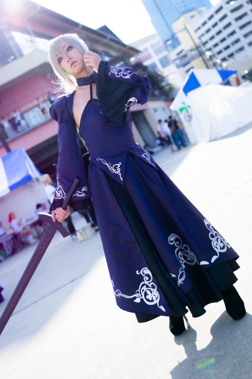 artoria pendragon and saber alter (fate and 1 more) by shano