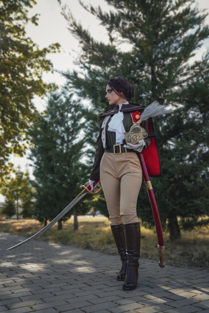 lea florence monad (lies of p) by mirelatomanova