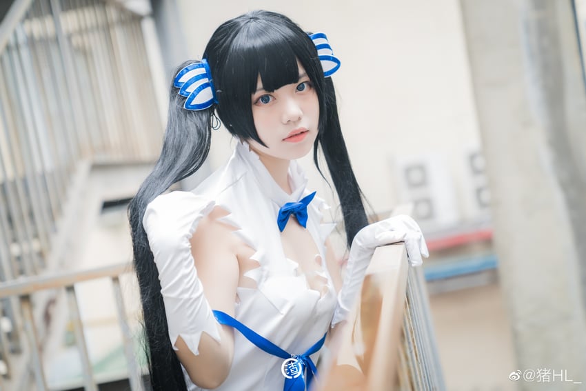 hestia (dungeon ni deai wo motomeru no wa machigatteiru darou ka) by a-jiang