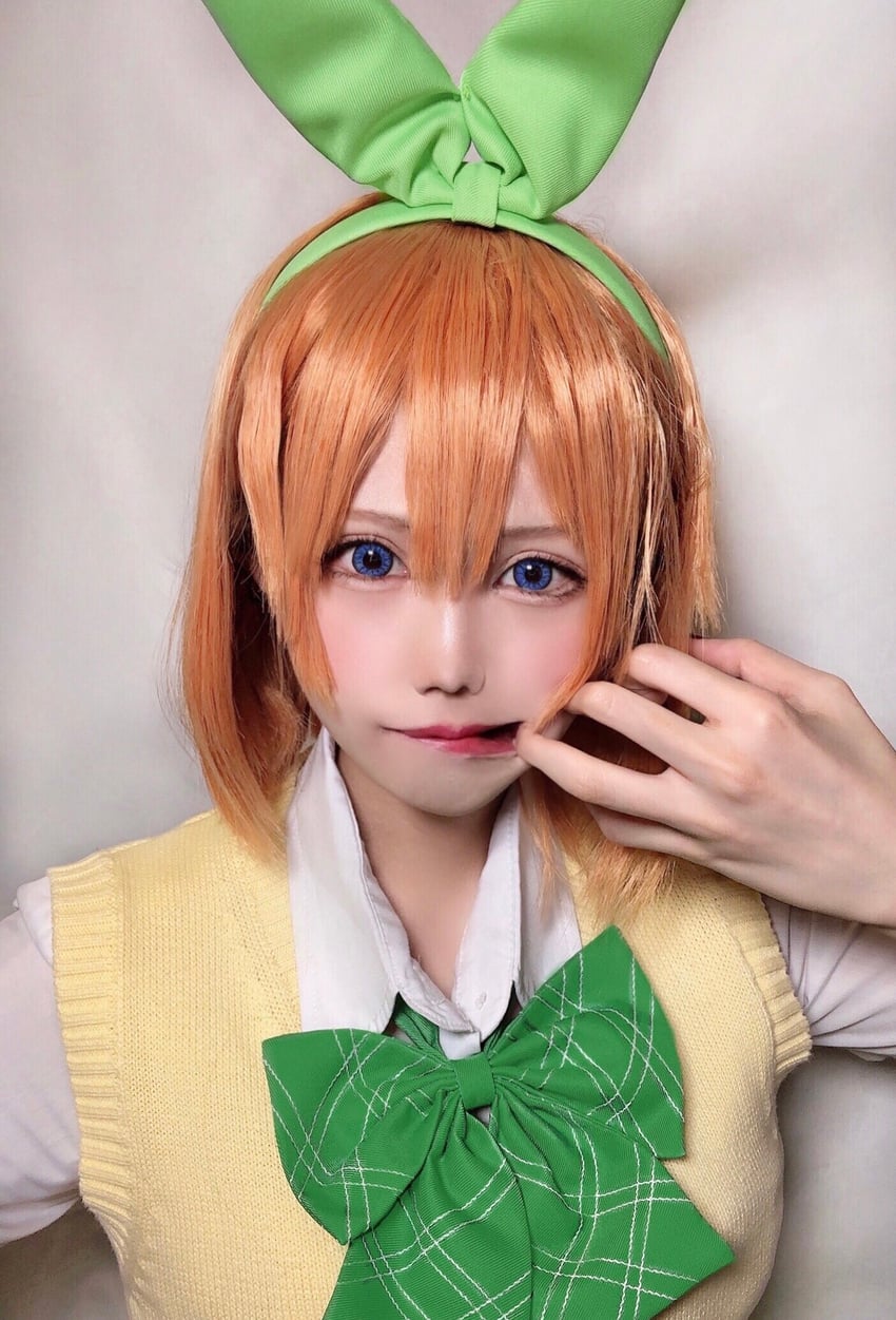 nakano yotsuba (go-toubun no hanayome) by hinata_(xxxuxx_oxxo)