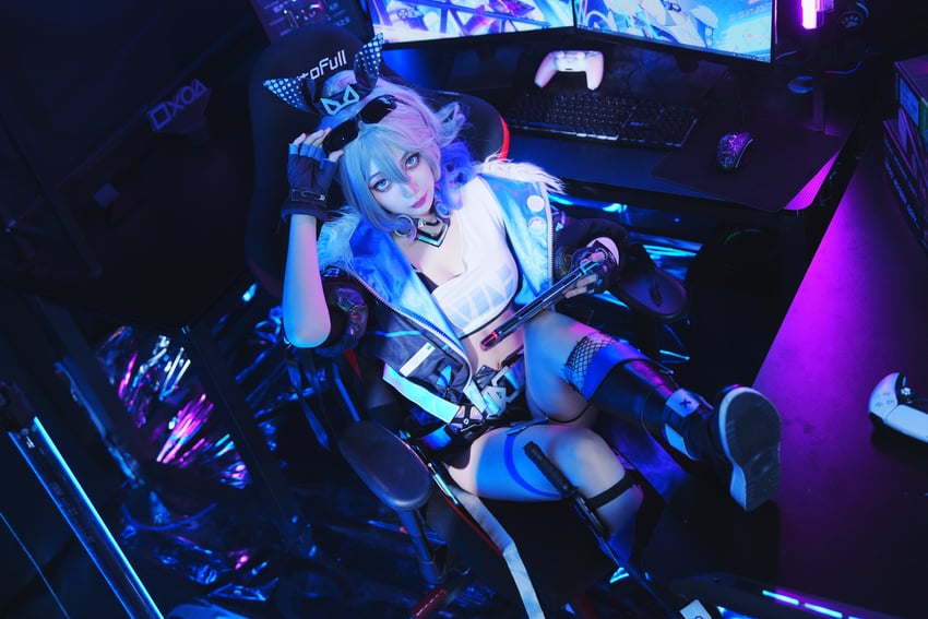 silver wolf (honkai and 1 more) by mondakidesu