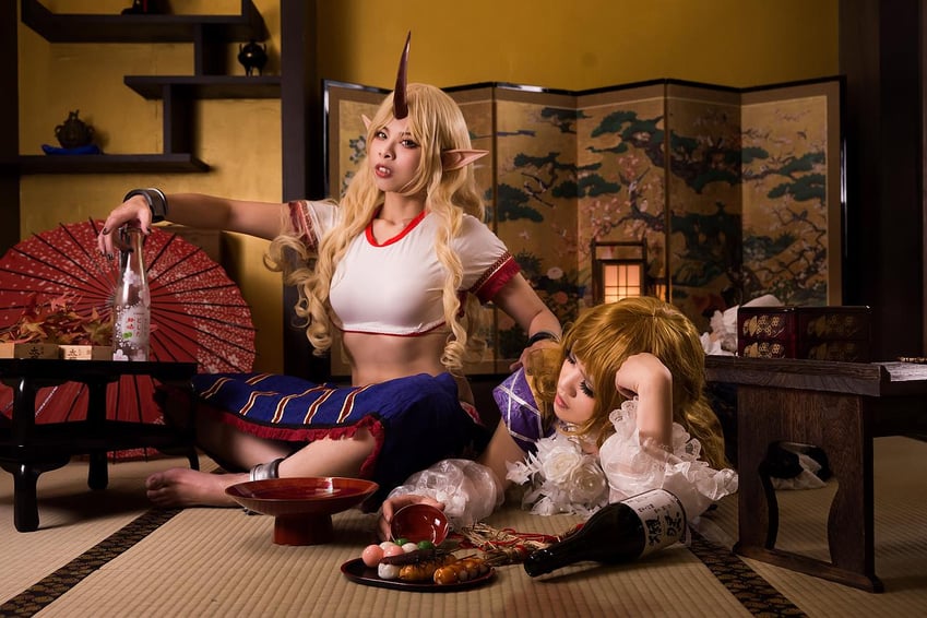hoshiguma yuugi and mizuhashi parsee (touhou) by decocosplay, miskawu_(photographer), and willow_aiko