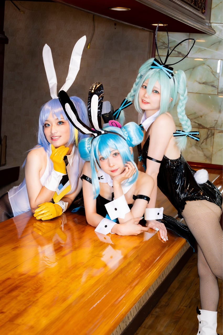hatsune miku and bicute bunnies miku (vocaloid) by echo_11, kamiki_demi, and m_lucachan