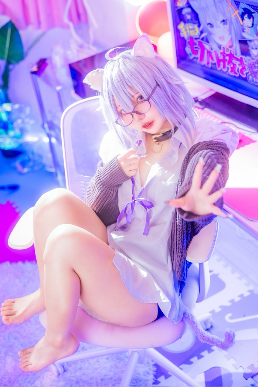 nekomata okayu (hololive) by asano_nya2 and tukihara_lgk_(photographer)