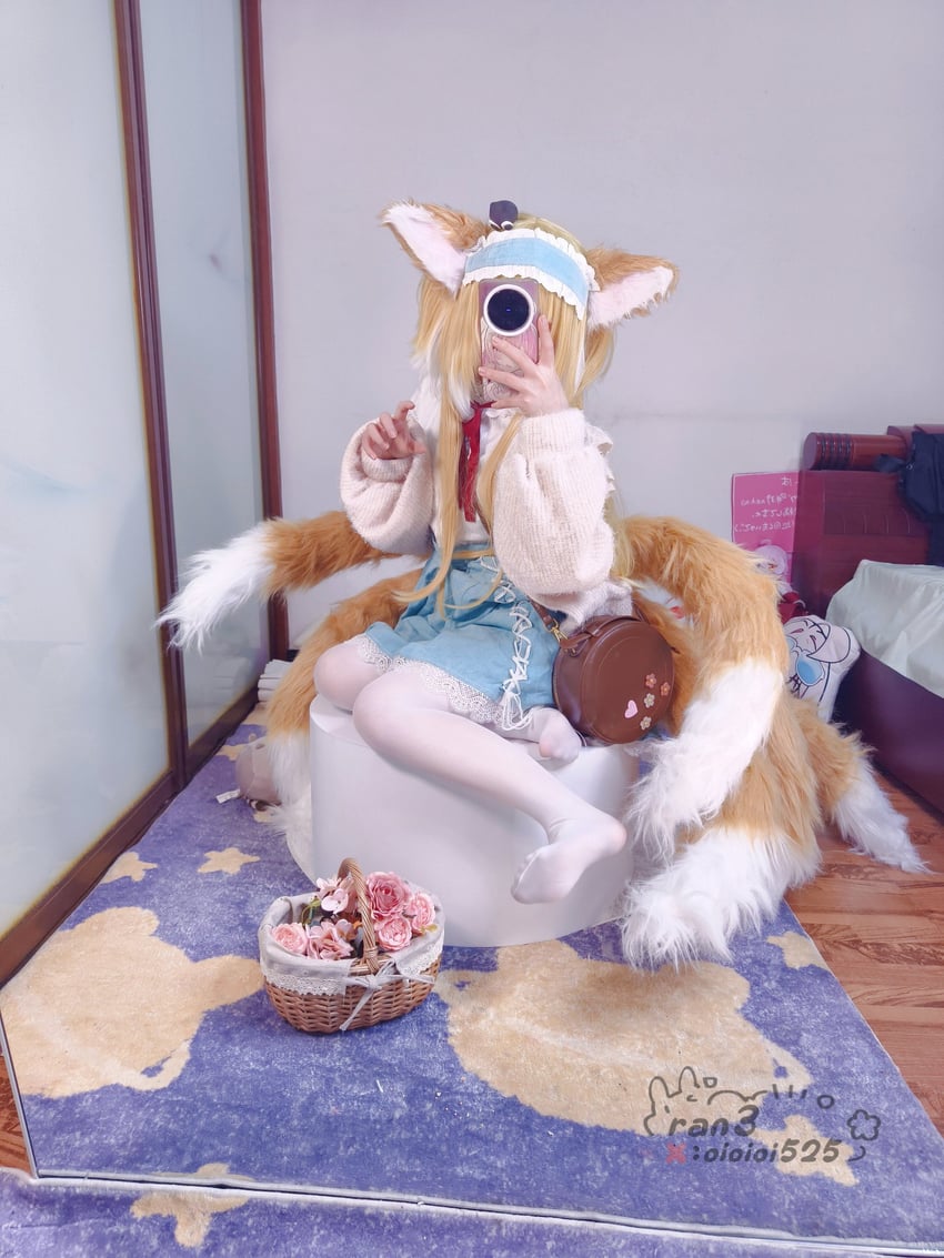 suzuran and heixiu (arknights and 1 more) by oioioi525