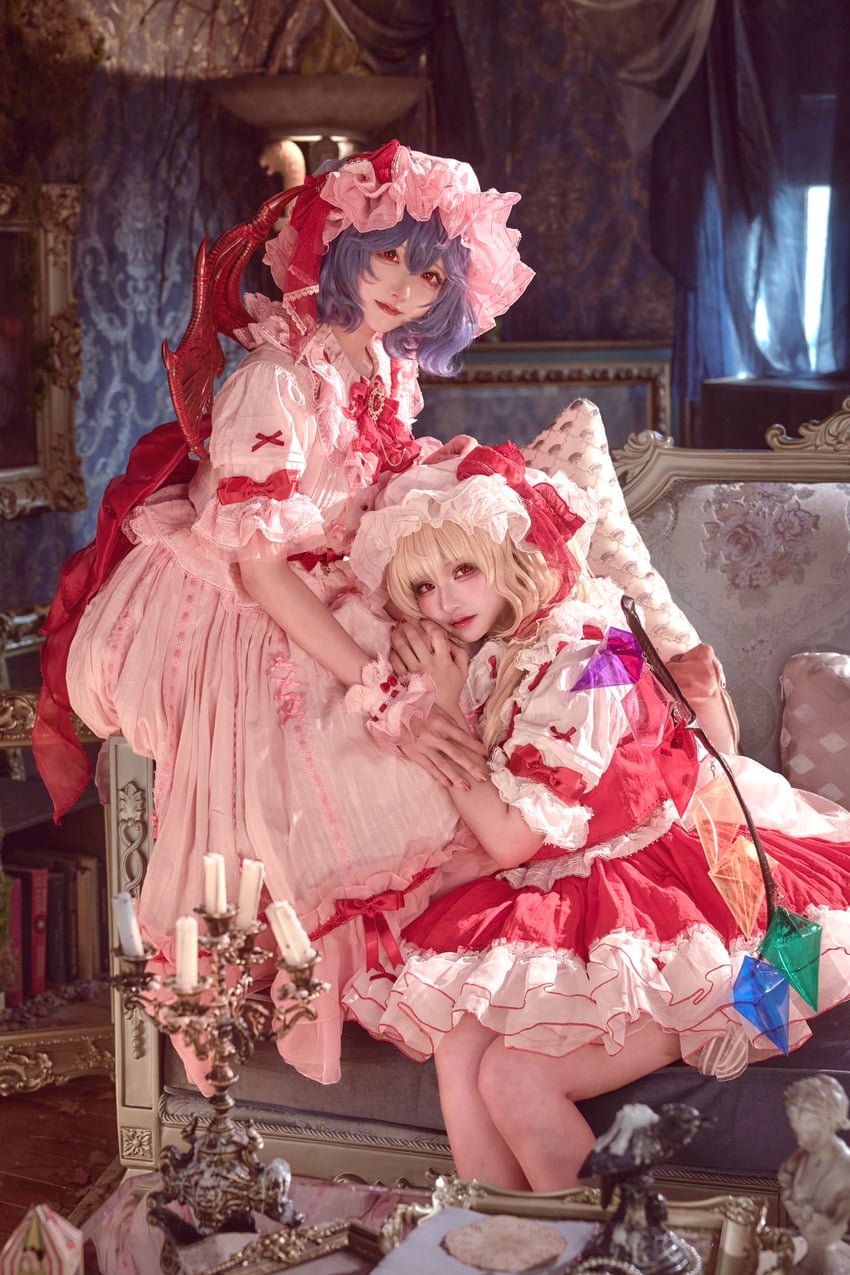 flandre scarlet and remilia scarlet (touhou) by dekanochan and nonbiricos