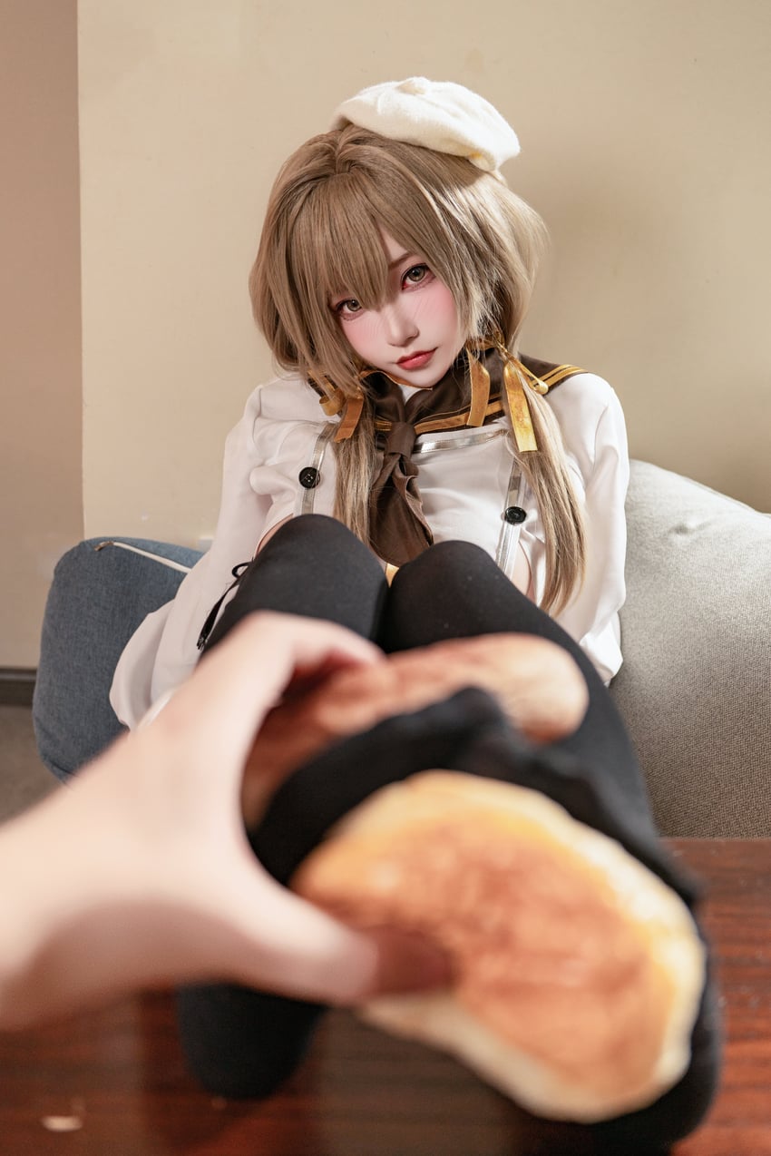 bready (goddess of victory: nikke) by aka_shuang