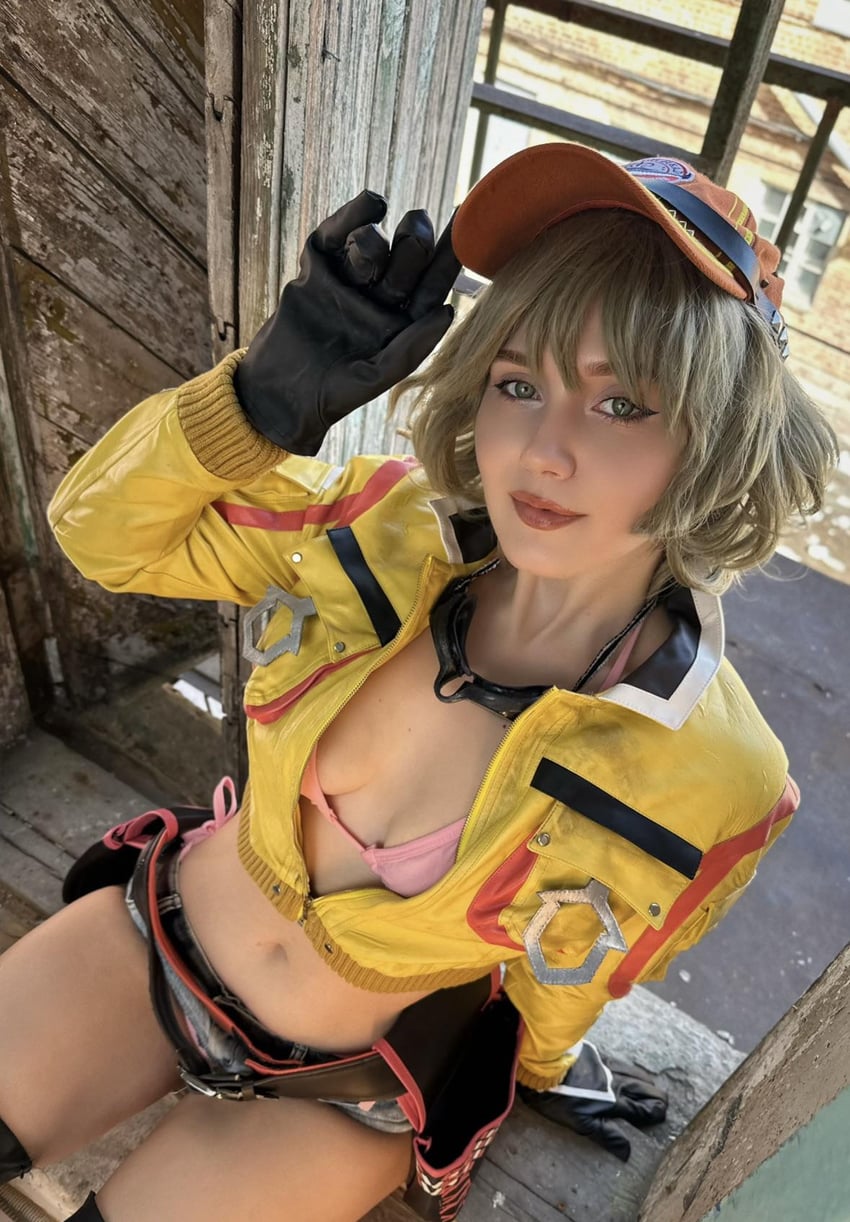 cindy aurum (final fantasy and 1 more) by jyusan