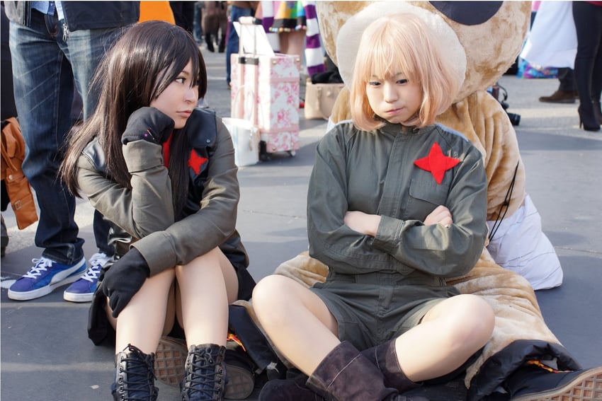 nonna and katyusha (girls und panzer) by haruno_yono, sugiryun_(photographer), and tunatanaka