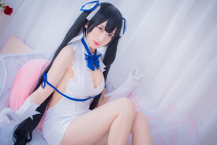 hestia (dungeon ni deai wo motomeru no wa machigatteiru darou ka) by xiaoju-cc