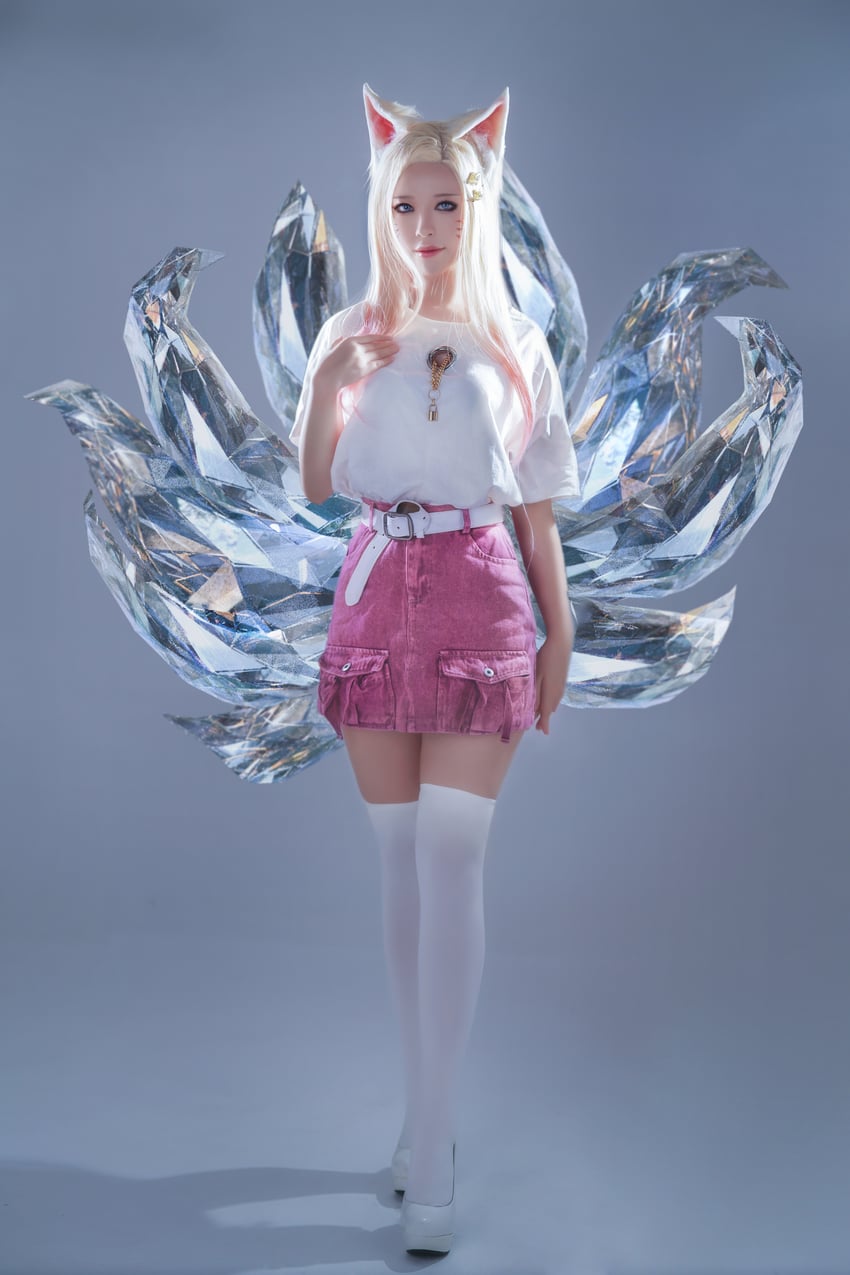 ahri and k/da all out ahri (league of legends) by banbanko