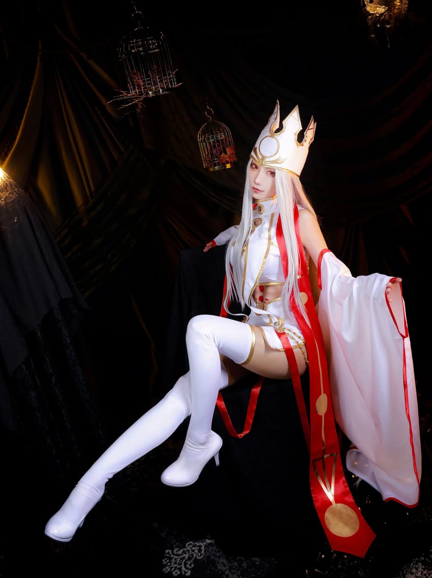 irisviel von einzbern (fate and 1 more) by noshinoxxx