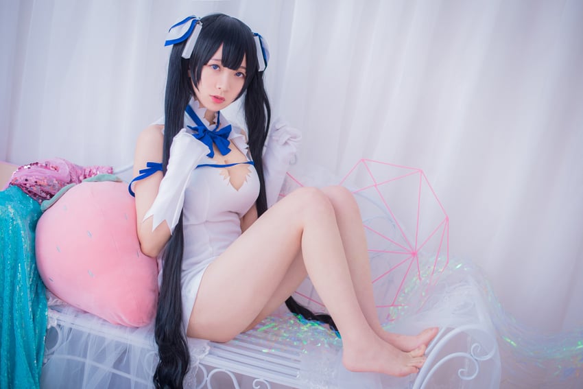 hestia (dungeon ni deai wo motomeru no wa machigatteiru darou ka) by xiaoju-cc