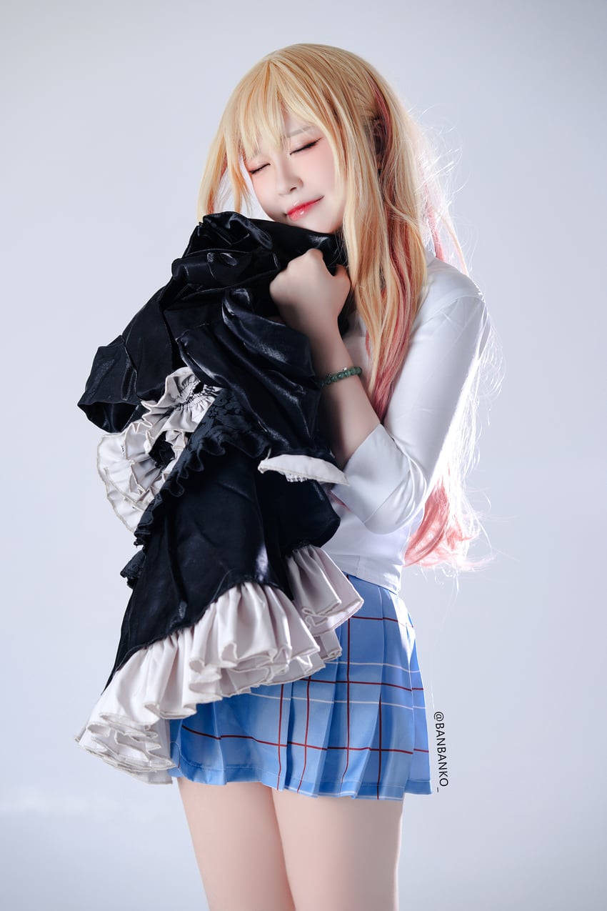 kitagawa marin (sono bisque doll wa koi wo suru) by banbanko