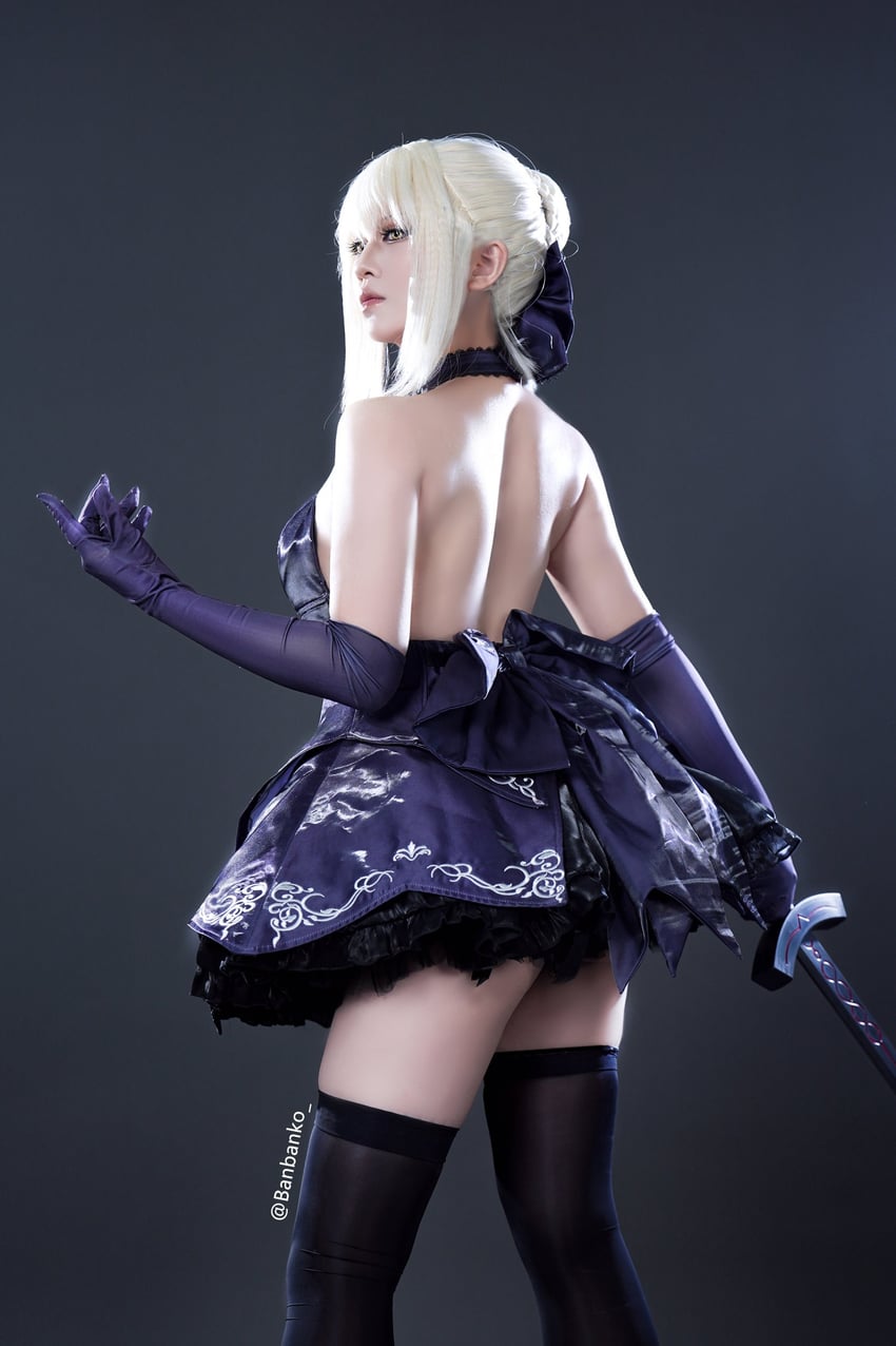 artoria pendragon and saber alter (fate and 1 more) by banbanko