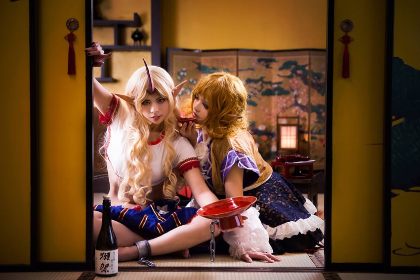 hoshiguma yuugi and mizuhashi parsee (touhou) by decocosplay, miskawu_(photographer), and willow_aiko