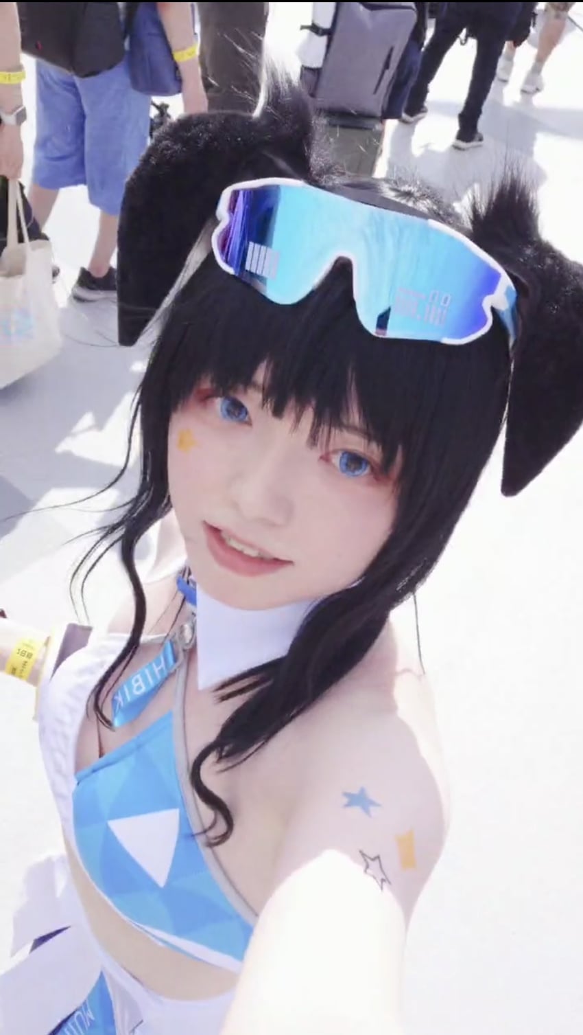 hibiki (blue archive and 1 more) by shiratama_(matcos_feli_)
