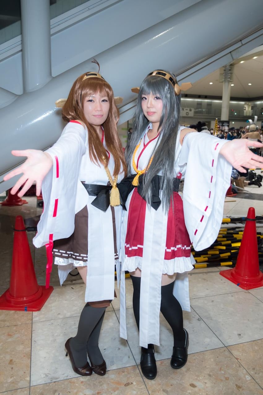 kongou and haruna (kantai collection) by litonagi_(photographer) and pele02