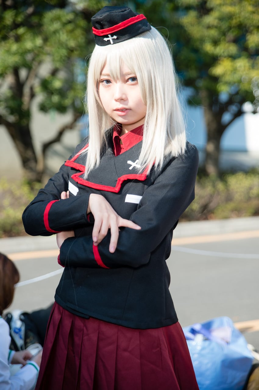 itsumi erika (girls und panzer) by litonagi_(photographer) and tkwcos