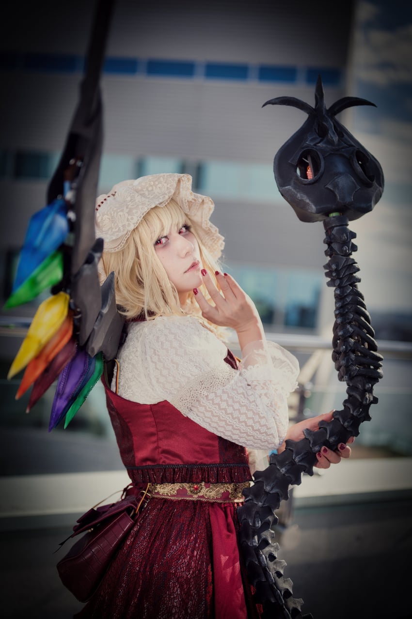 flandre scarlet (touhou and 1 more) by akiika117_(photographer) and mametacos