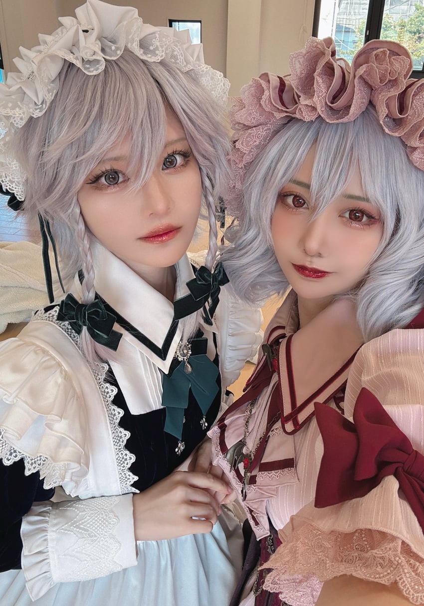 remilia scarlet and izayoi sakuya (touhou) by hinokio_q