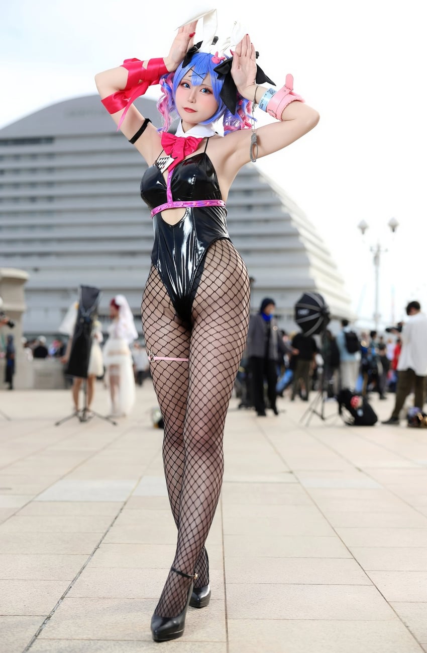 hatsune miku (vocaloid and 1 more) by aozora_ive