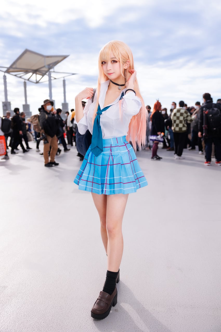 kitagawa marin (sono bisque doll wa koi wo suru) by artcom7_(photographer) and yami_(chanbaekkailu1)