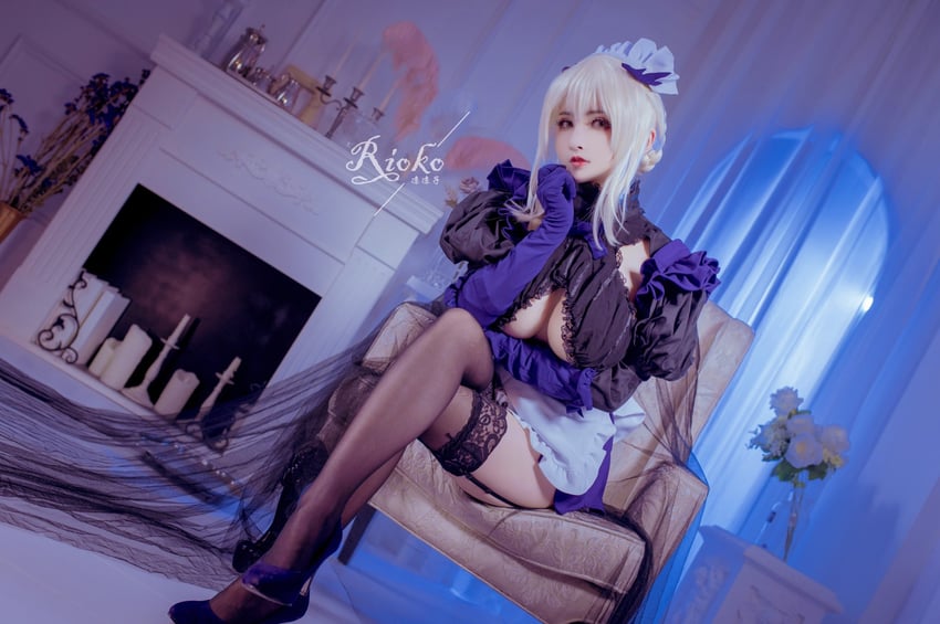 artoria pendragon (fate and 1 more) by roukourerezi