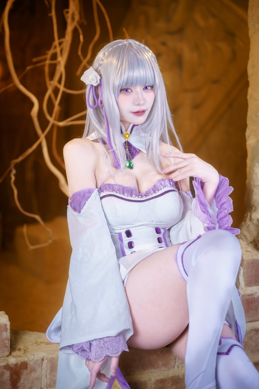emilia (re:zero kara hajimeru isekai seikatsu) by nek_n_mmm