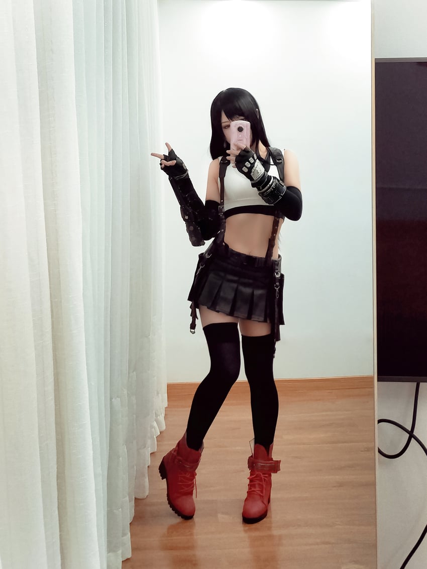 tifa lockhart (final fantasy and 2 more) by banbanko