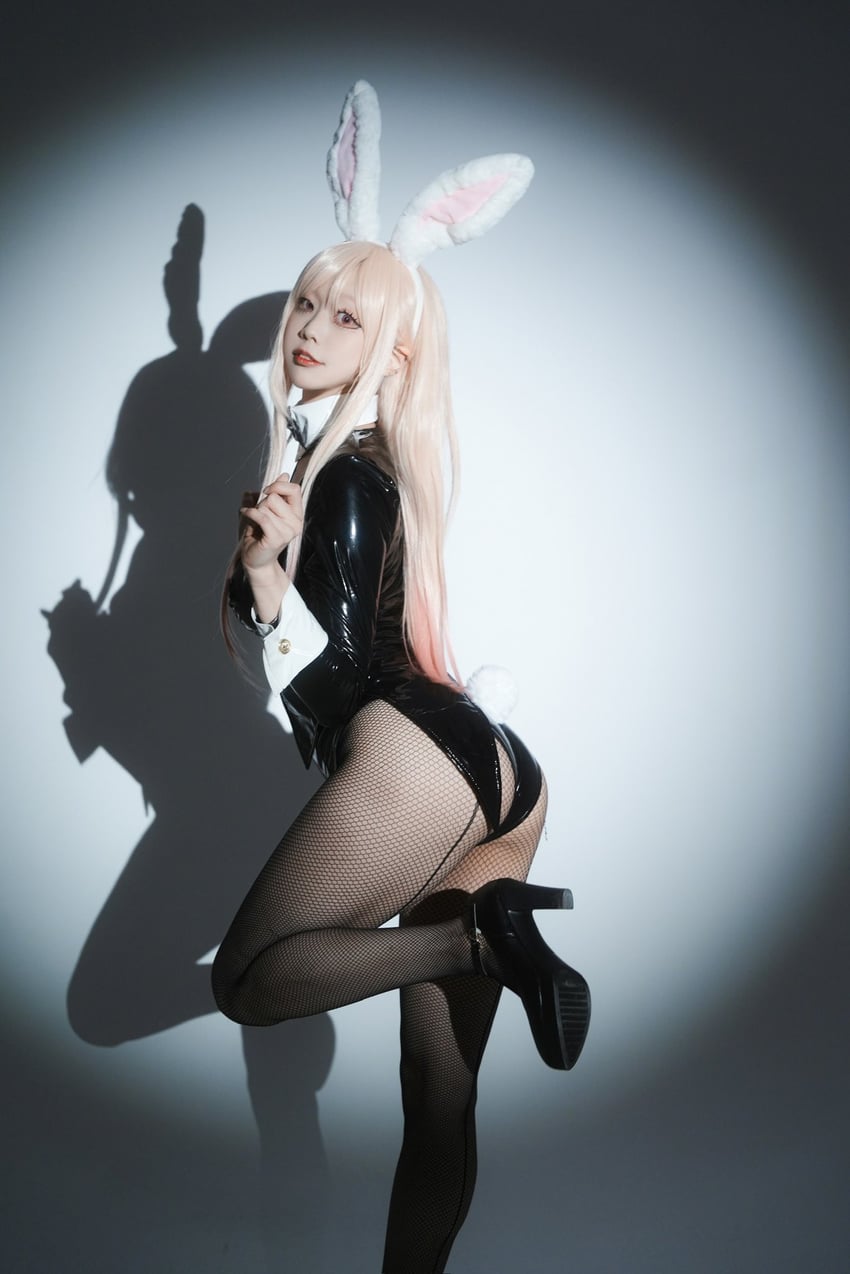 kitagawa marin (sono bisque doll wa koi wo suru) by 0810x0802