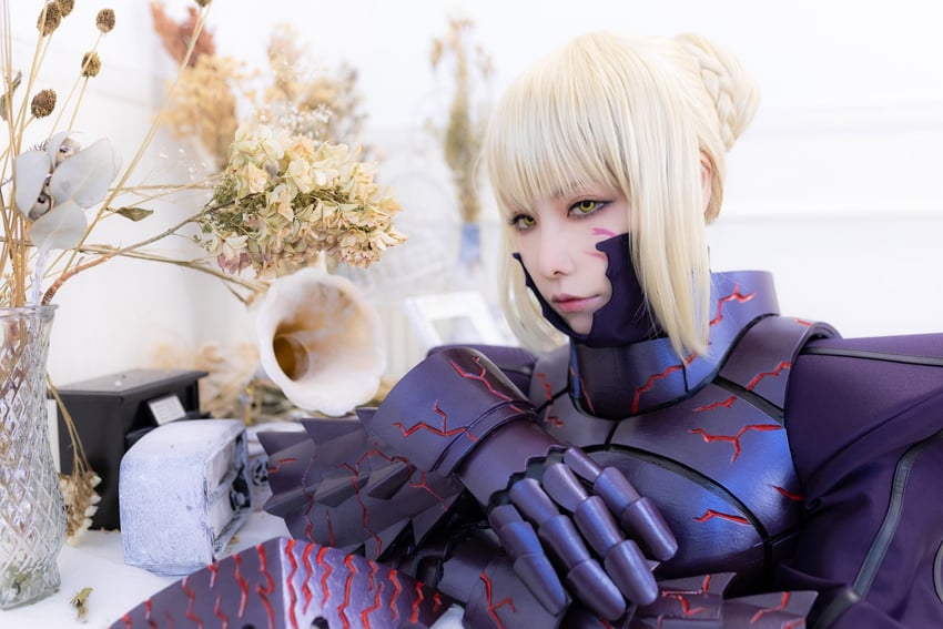 artoria pendragon and saber alter (fate and 1 more) by noshinoxxx