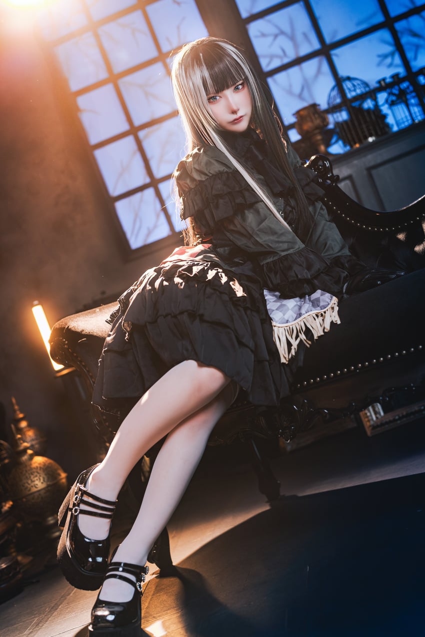 juufuutei raden (hololive and 1 more) by hinata_(xxxuxx_oxxo) and liptonton_nana_(photographer)