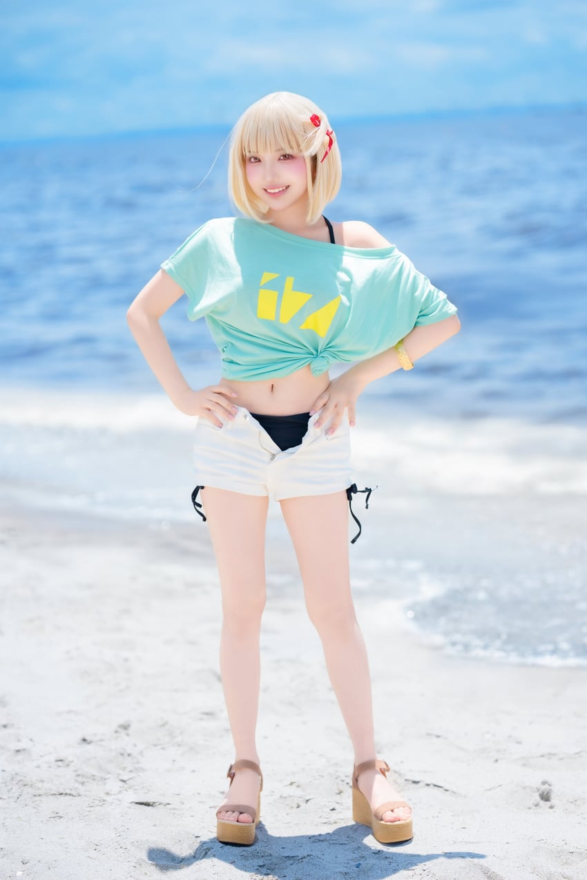 nishikigi chisato (lycoris recoil) by urune_cos