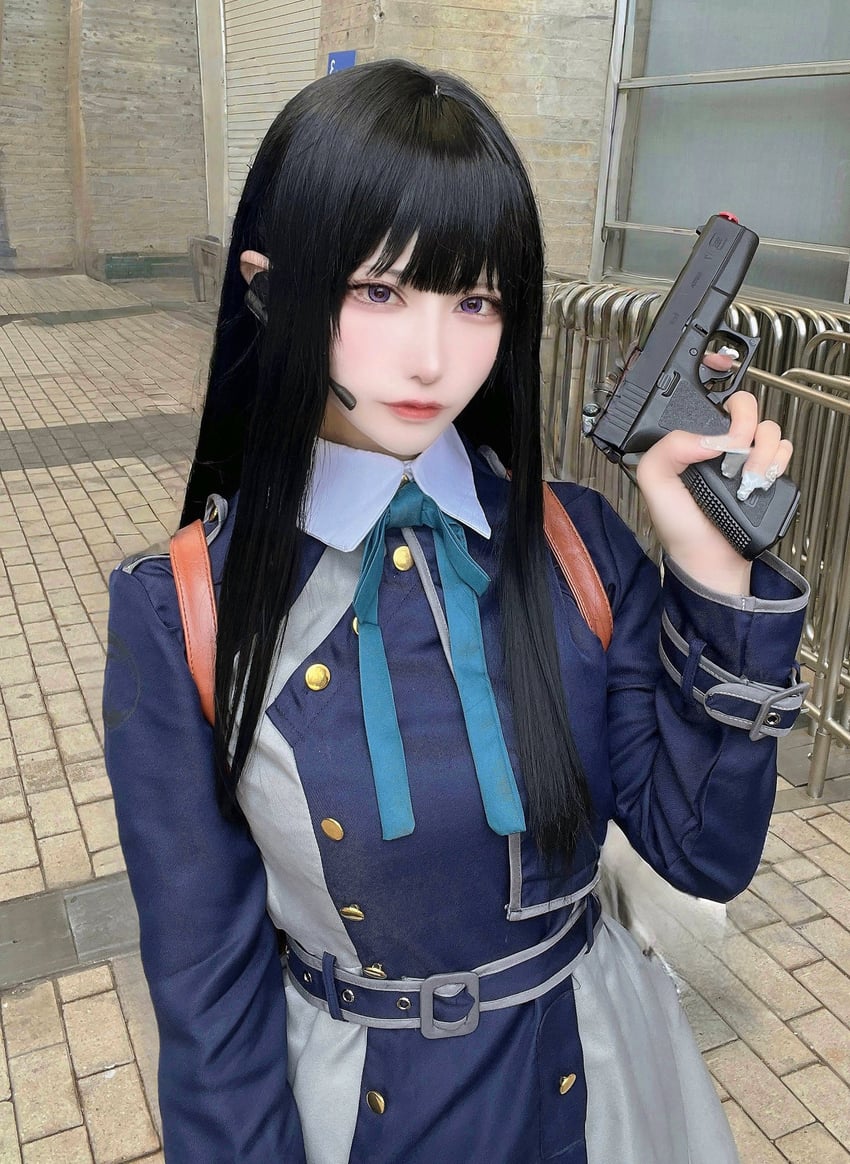 inoue takina (lycoris recoil) by hinata_(xxxuxx_oxxo)