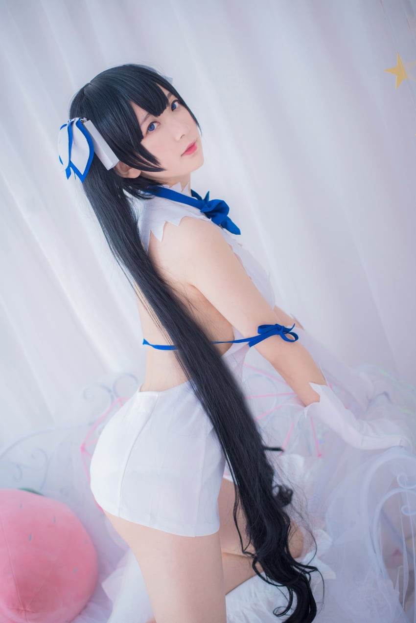 hestia (dungeon ni deai wo motomeru no wa machigatteiru darou ka) by xiaoju-cc