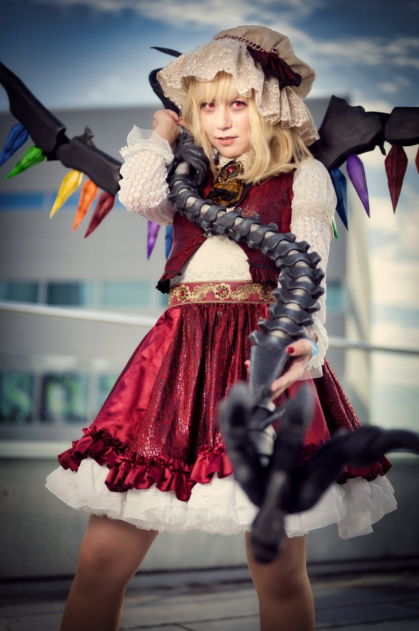 flandre scarlet (touhou and 1 more) by akiika117_(photographer) and mametacos