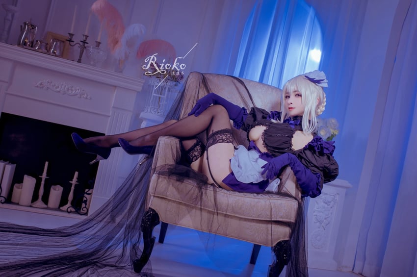 artoria pendragon (fate and 1 more) by roukourerezi