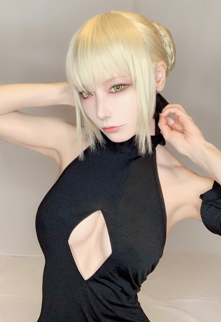 artoria pendragon and artoria pendragon alter (fate and 1 more) by noshinoxxx